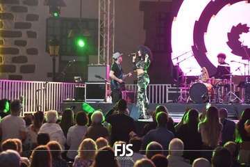 Concierto de Nia Correia en San Juan/Francisco Javier Santana e Ildefonso Rodríguez.